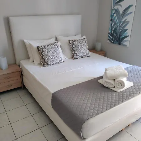 شقة Nini's House 2 - 100m From Town Center